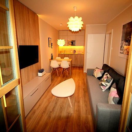 Apartamenty Podgorze ชกลาร์สกา ปอเรมบา ภายนอก รูปภาพ