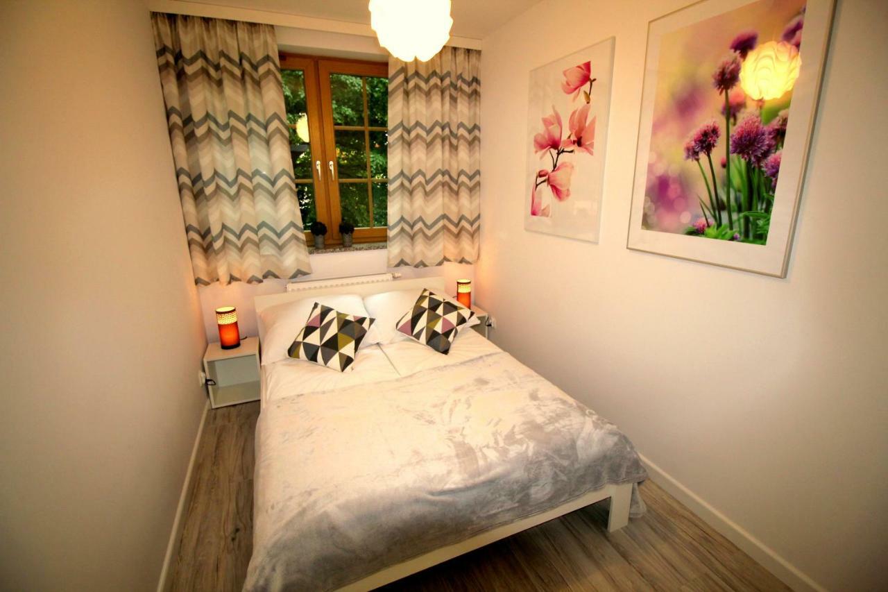 Apartamenty Podgorze ชกลาร์สกา ปอเรมบา ภายนอก รูปภาพ
