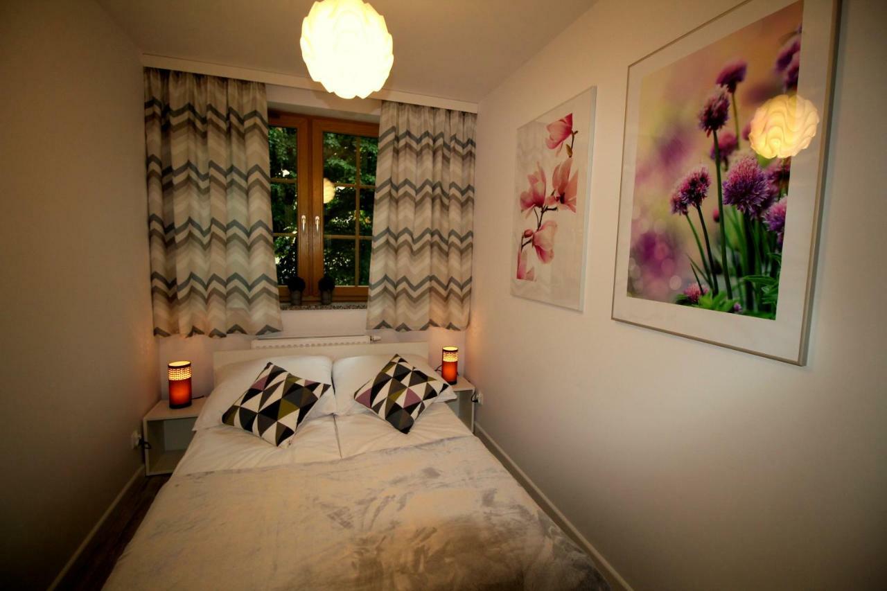 Apartamenty Podgorze ชกลาร์สกา ปอเรมบา ภายนอก รูปภาพ