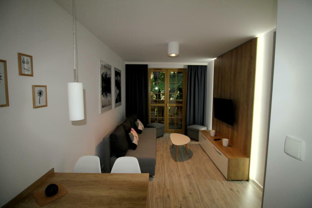 Apartamenty Podgorze ชกลาร์สกา ปอเรมบา ภายนอก รูปภาพ