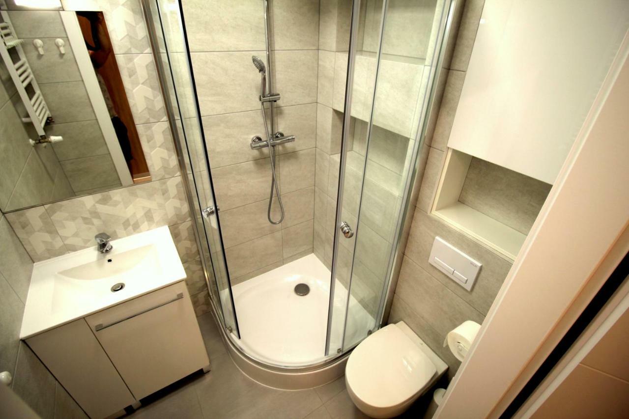 Apartamenty Podgorze ชกลาร์สกา ปอเรมบา ภายนอก รูปภาพ