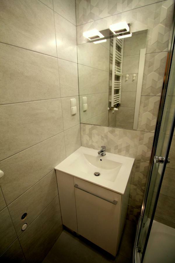 Apartamenty Podgorze ชกลาร์สกา ปอเรมบา ภายนอก รูปภาพ